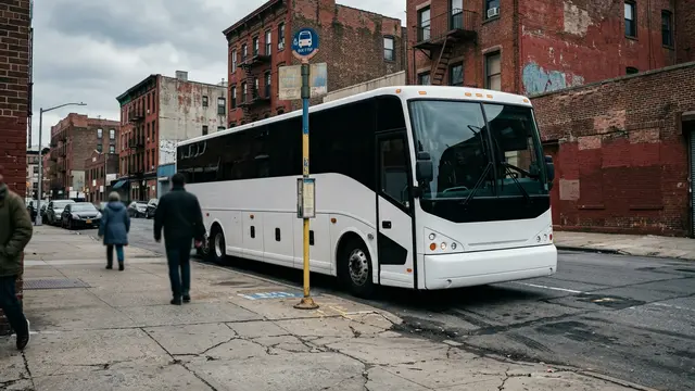 Marketing da The Ordinary em Nova York confunde serviço público com publicidade