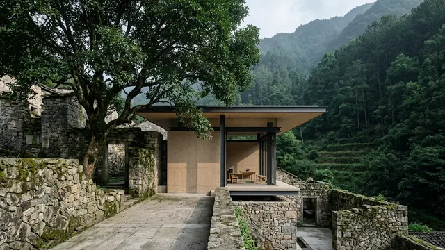 Osmanthus Yard redefine a arquitetura rural em Huizhou — um diálogo entre ruínas e floresta