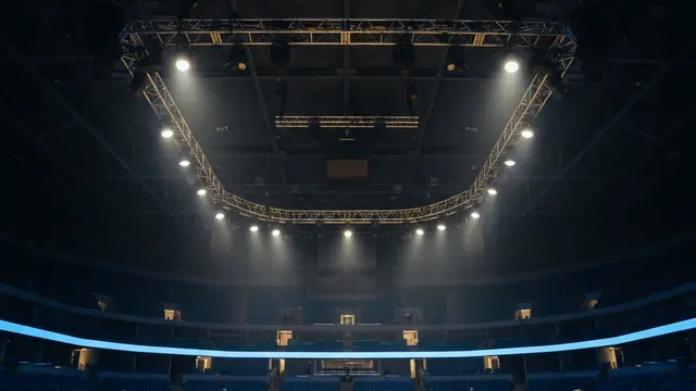 Com estrelas do UFC e o legado de Hogan, a luta que quer ser a NFL