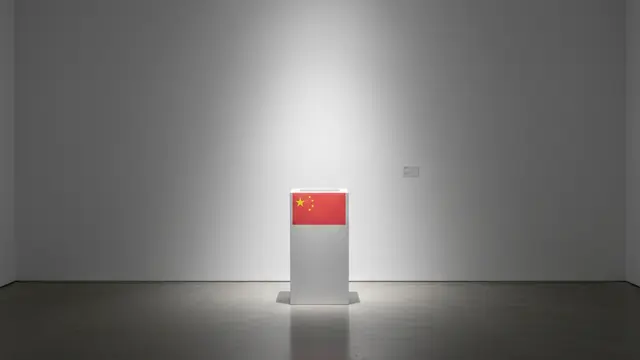 A geopolítica invade a Bienal: artistas chineses boicotam evento por Taiwan