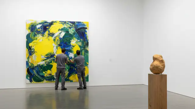 Tate Adquire Obras de Destaque nas Feiras Frieze de Londres