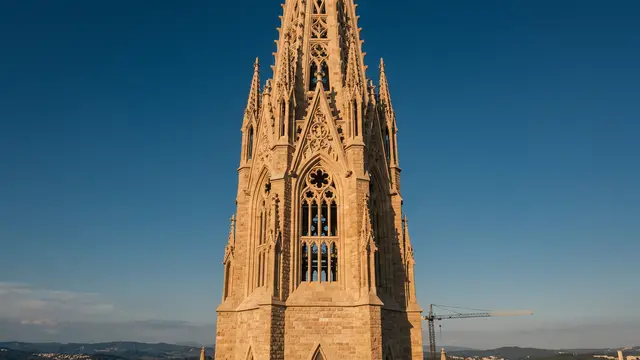 Sagrada Família inaugura Torre de Jesus — mas obra está longe do fim