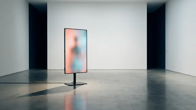 Nick Doyle expõe a IA como o novo vendedor de óleo de cobra no mercado da arte
