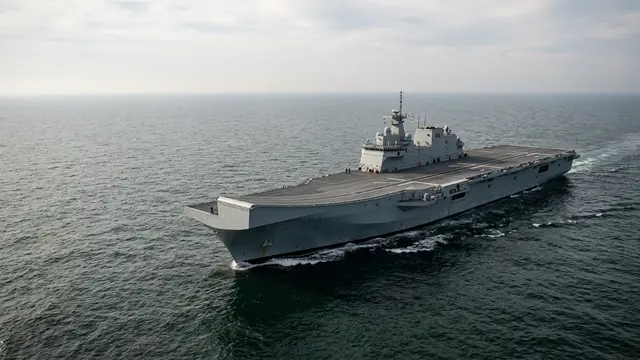 China lança Type 076 — o navio que redefine o combate naval híbrido