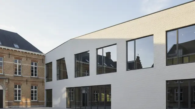 Museu de Design de Ghent ganha expansão com tijolos de resíduos