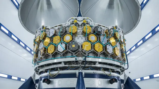 SpaceX lança 32 satélites em missão "boutique" para democratizar acesso ao espaço