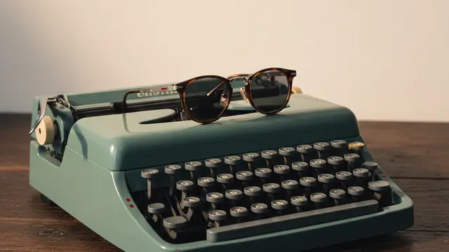 Persol e Olivetti: o design italiano volta à máquina