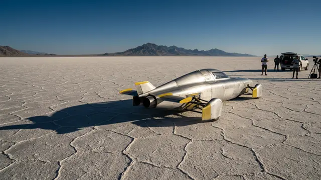 JCB aposta no hidrogênio para quebrar recorde de 560 km/h