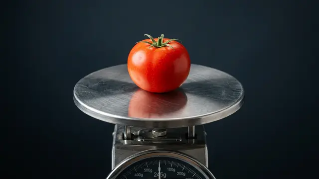 Preço do tomate dispara 40% nos EUA — e vira termômetro da crise de custo de vida