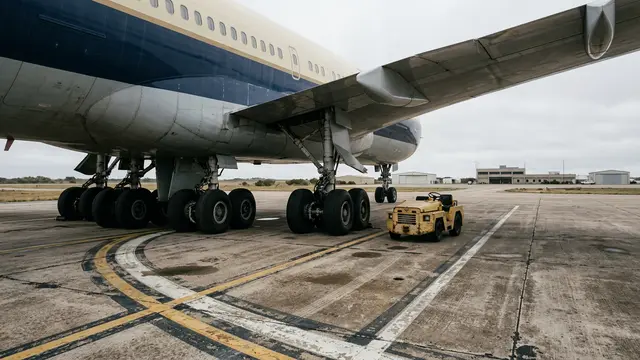 Aeroporto de Badajoz enfrenta desafio logístico extremo com Boeing 747 do emir de Dubái