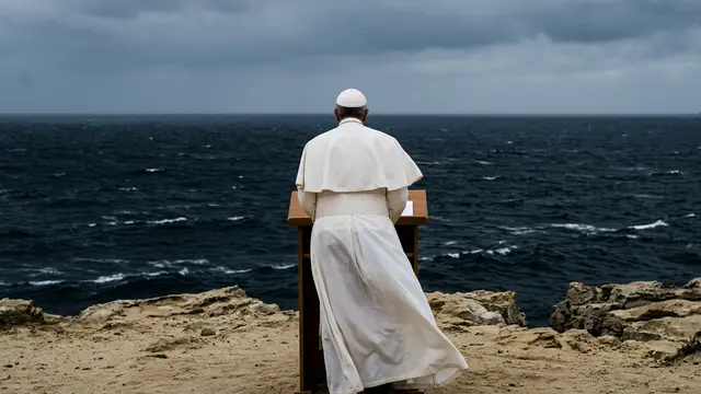 Papa Leão XIV marca fronteira moral contra o tráfico humano nas Canárias