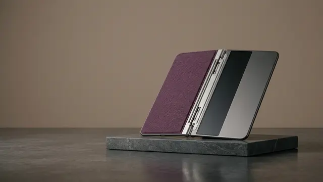Motorola expande portfólio premium no Brasil com estreia do Razr Fold