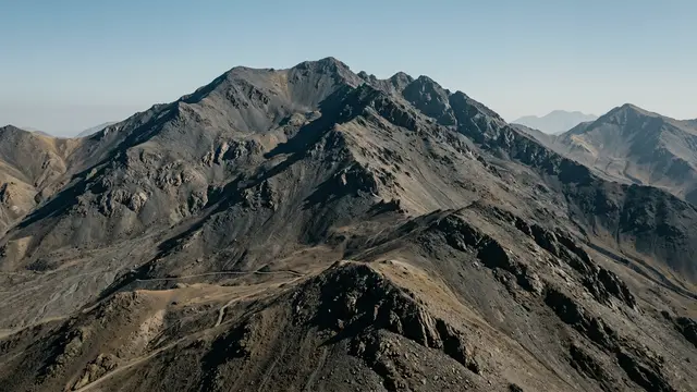 Colômbia perde glaciar Cerros de la Plaza — satélites europeus confirmam extinção