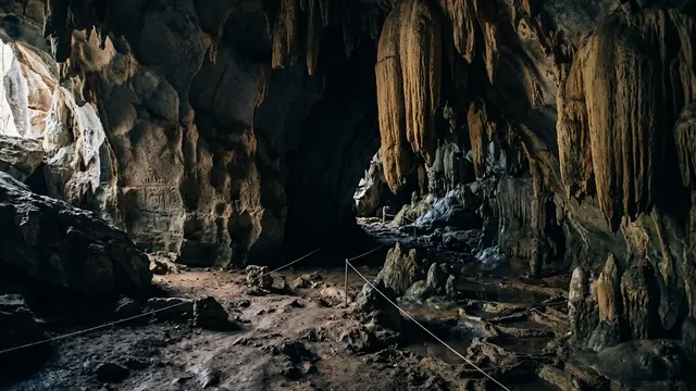 Hatchet Bay Cave — o labirinto esquecido sob a terra das Bahamas