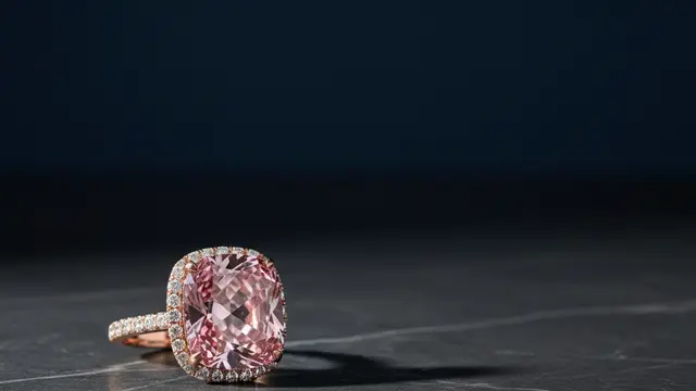 Diamante rosa de 24 quilates Bulgari vai a leilão em Genebra