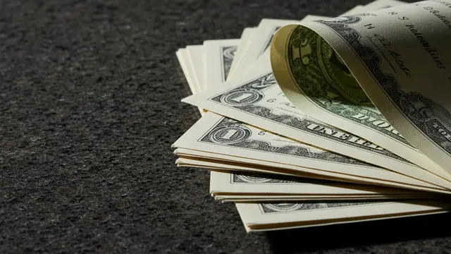 UBS alerta: a dívida Selic pode ser o gatilho da próxima crise cambial