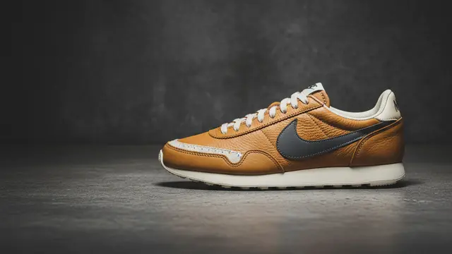 Nike Moon Shoe volta com couro e nostalgia dos anos 70