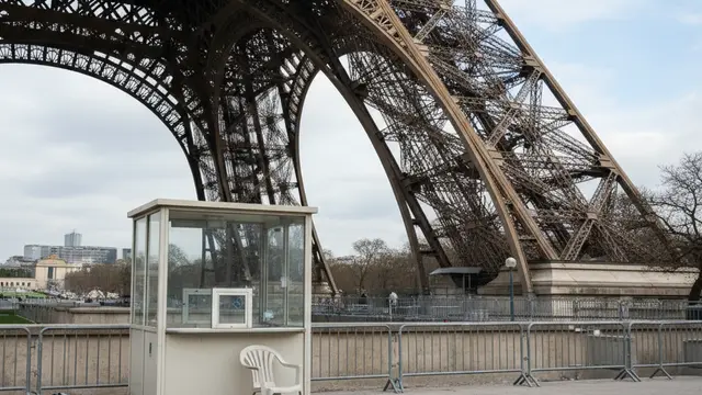 A Torre Eiffel escondeu suas funcionárias: a crise é maior que a greve