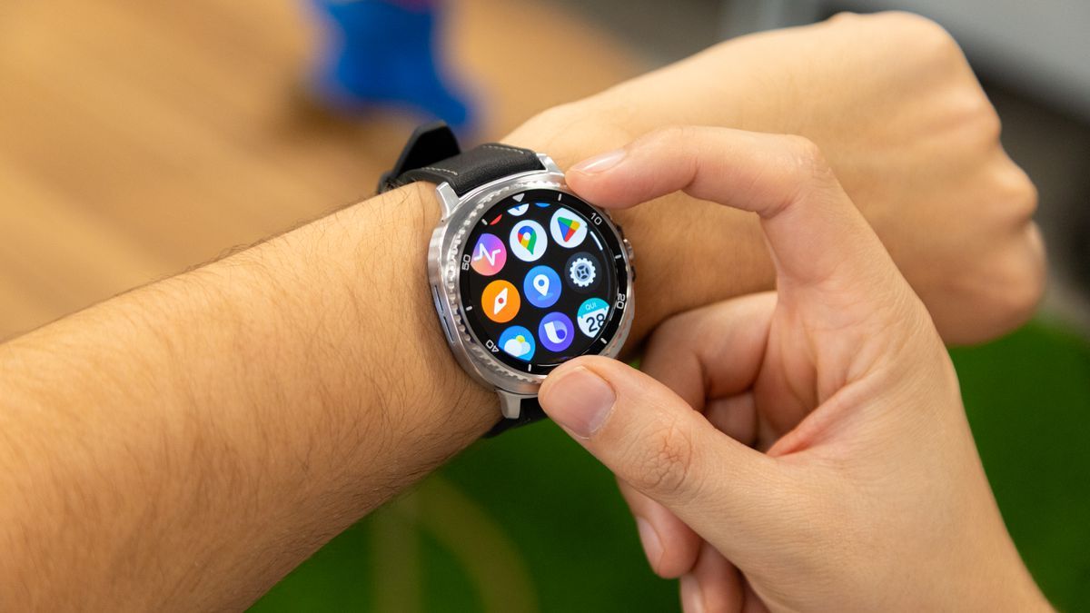 Samsung usa Galaxy Watch para monitorar estresse térmico em canteiros de obras