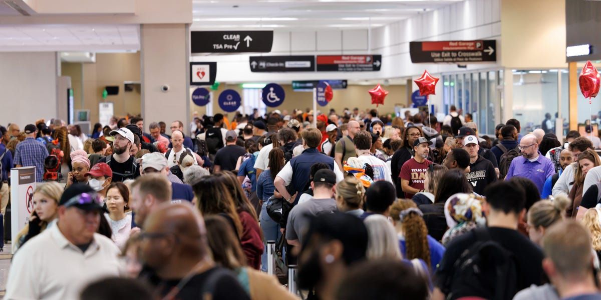 Segurança privatizada: a aposta dos aeroportos americanos contra o caos