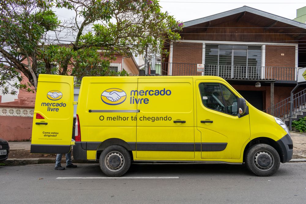 Mercado Livre aposta em entregas de 1 hora e venda de remédios em SP