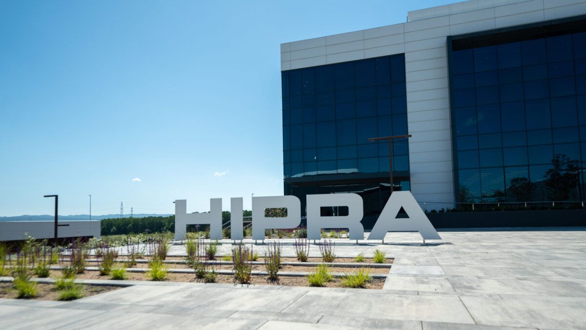 A espanhola que fura o bloqueio da mRNA no Reino Unido