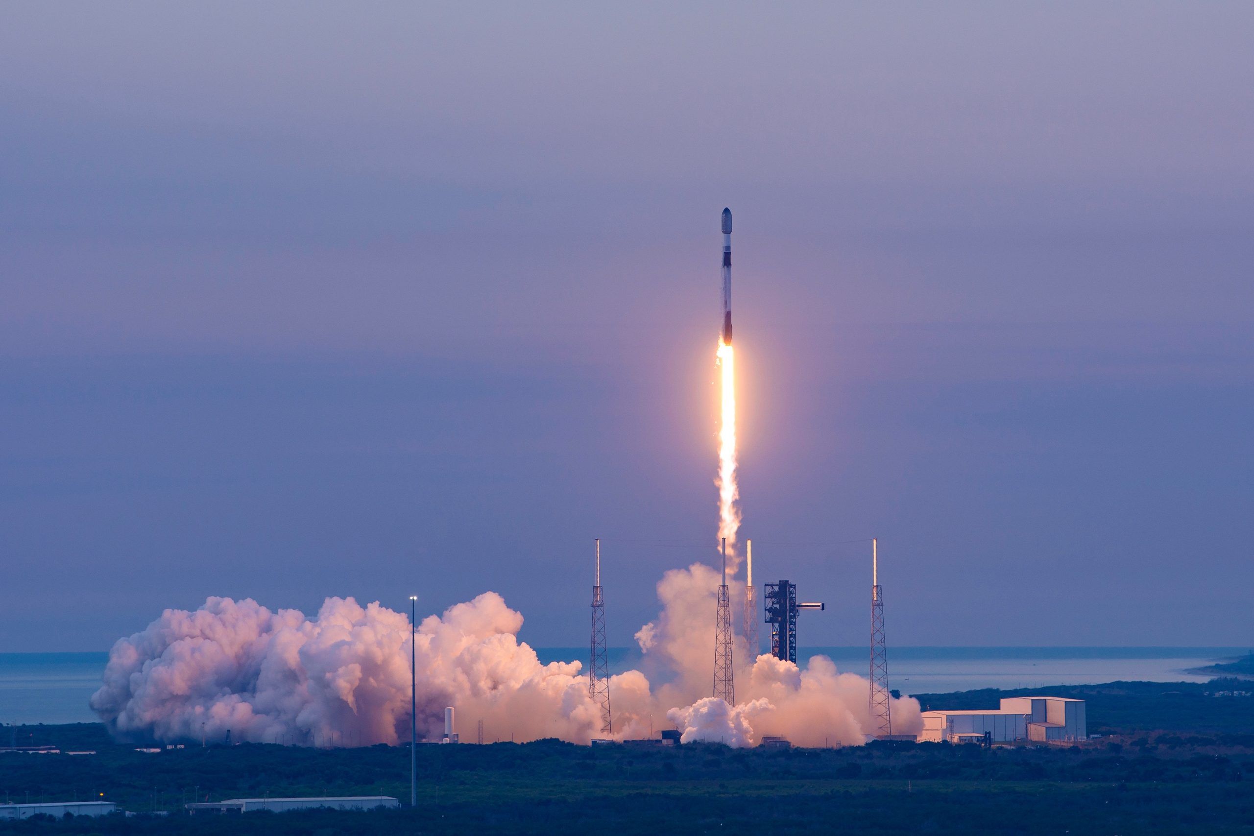 O voo secreto da cápsula Starfall e a posição singular da SpaceX no mercado espacial