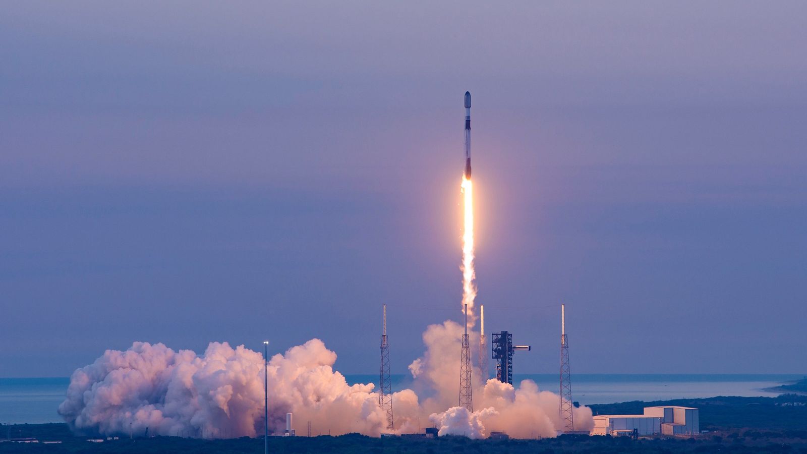 O voo secreto da cápsula Starfall e a posição singular da SpaceX no mercado espacial