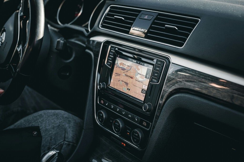 Android Auto: como telas pós-venda transformam carros antigos