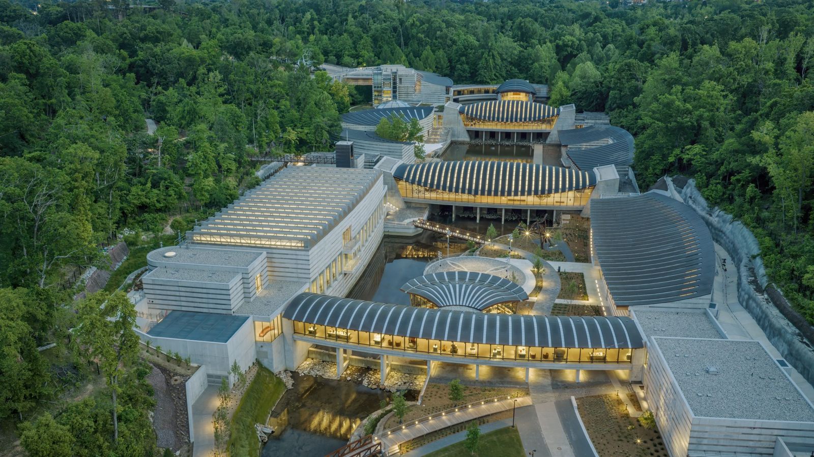 Crystal Bridges amplia espaço em 50% e consolida Bentonville como polo cultural — veja os detalhes