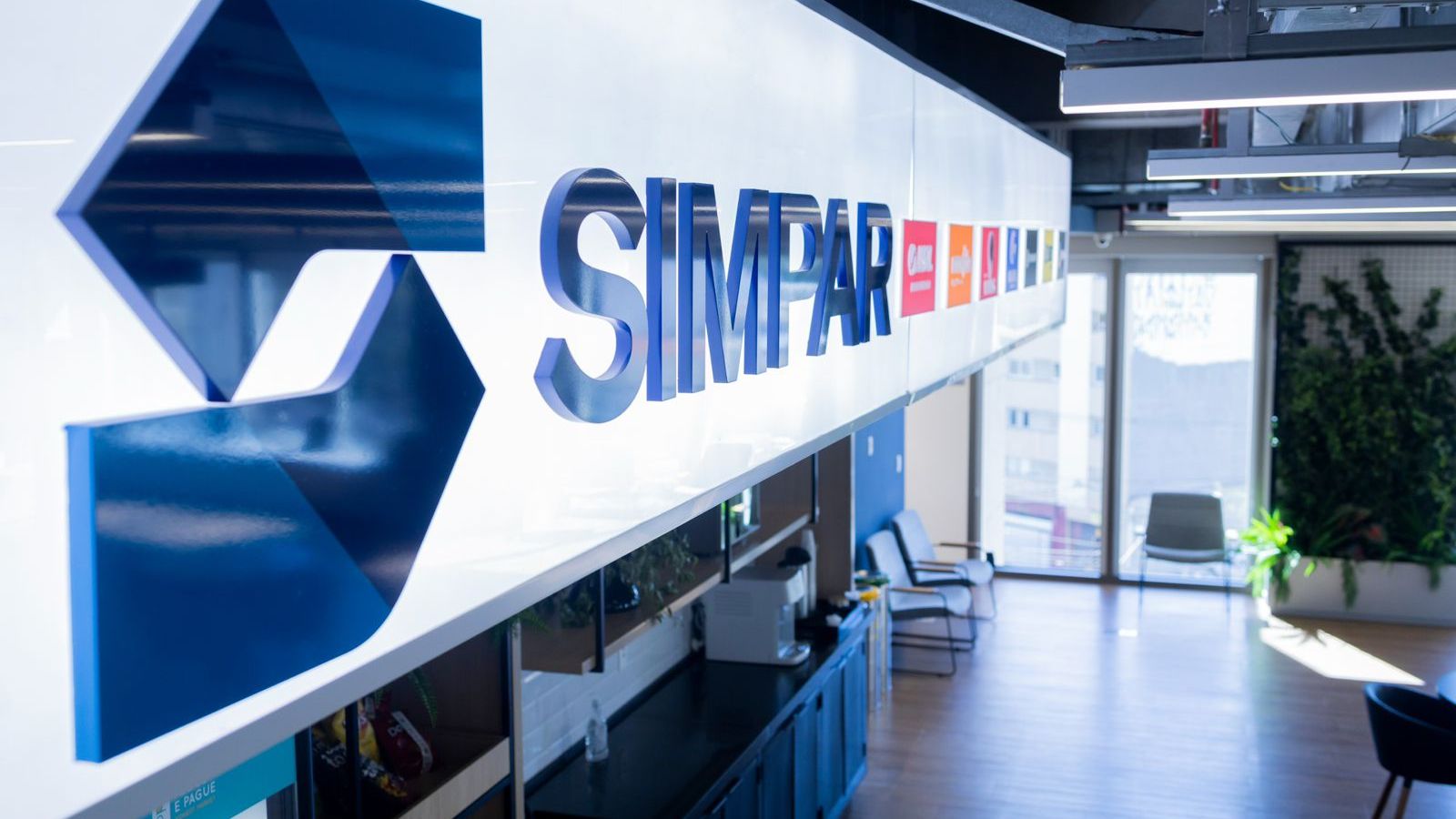 Simpar faz caixa de R$ 1,8 bi com porto e afia a alocação de capital