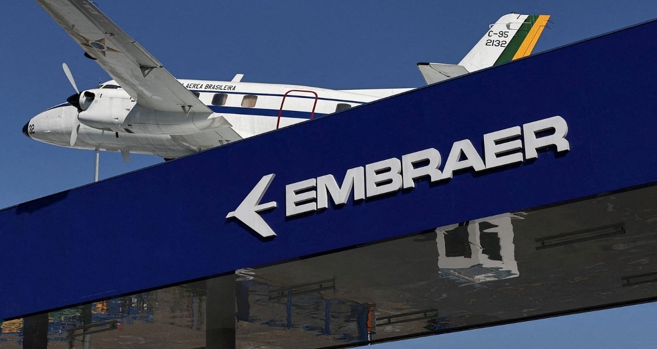 Scotiabank inicia cobertura da Embraer e projeta alta de 47% — entenda os pilares da tese