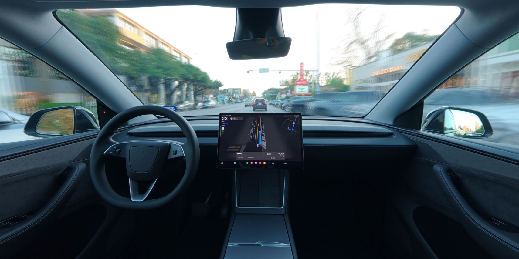 Tesla ensina FSD a estacionar: o último metro é o mais difícil