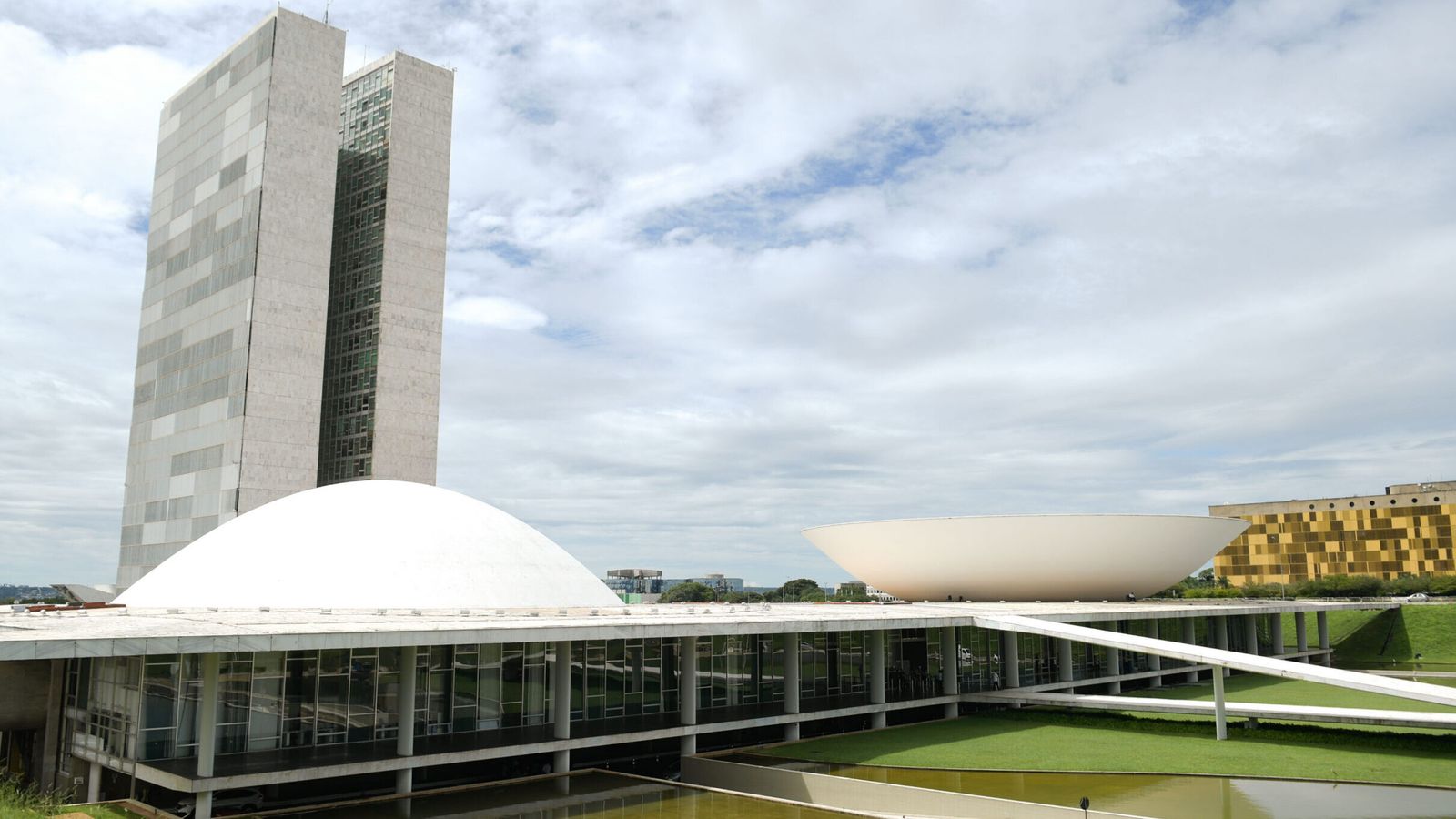 PEC da Segurança Pública avança no Senado após CCJ encerrar análise