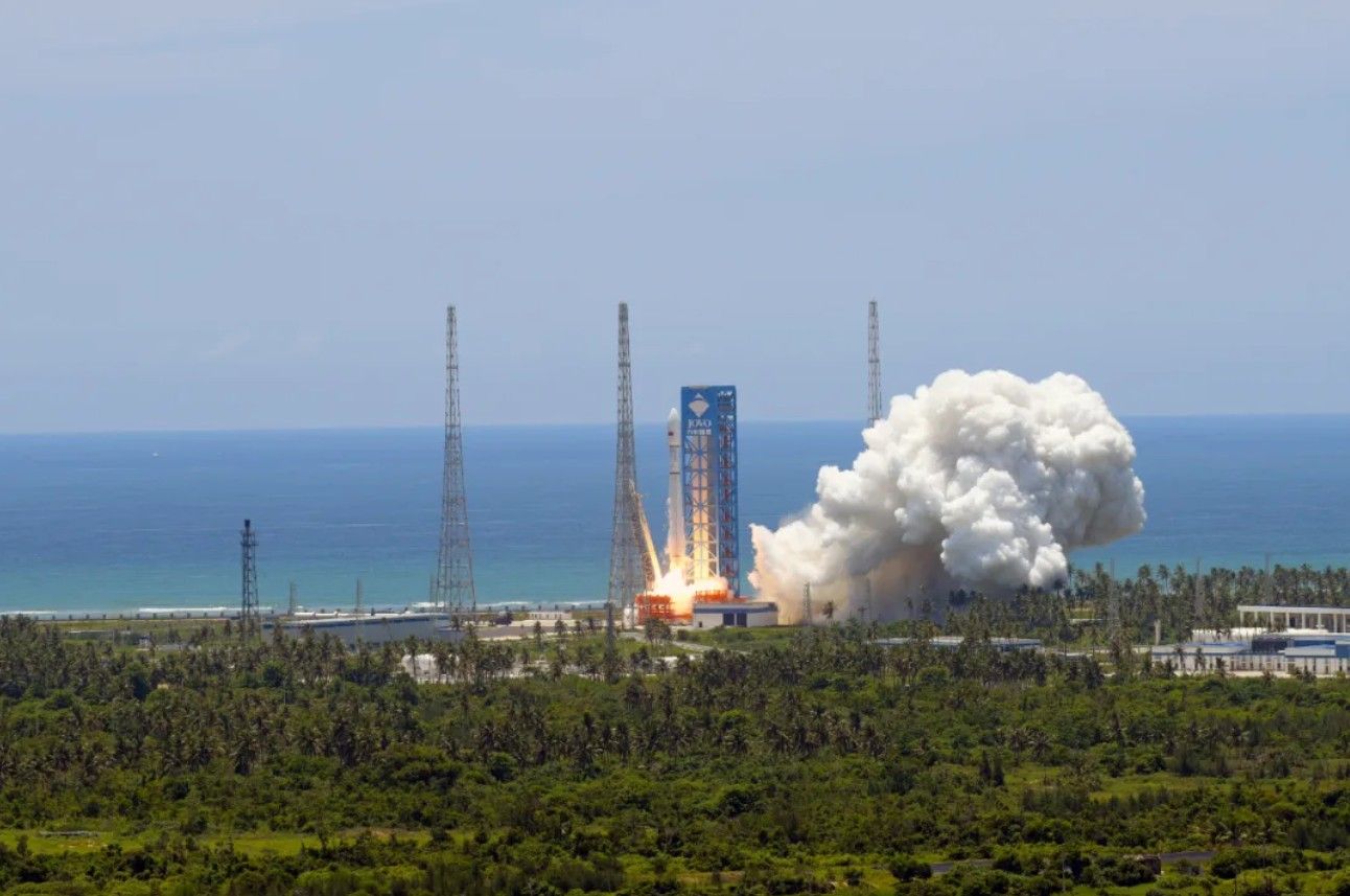 China realiza dois lançamentos em 48h, incluindo voo inaugural do Longa Marcha 12