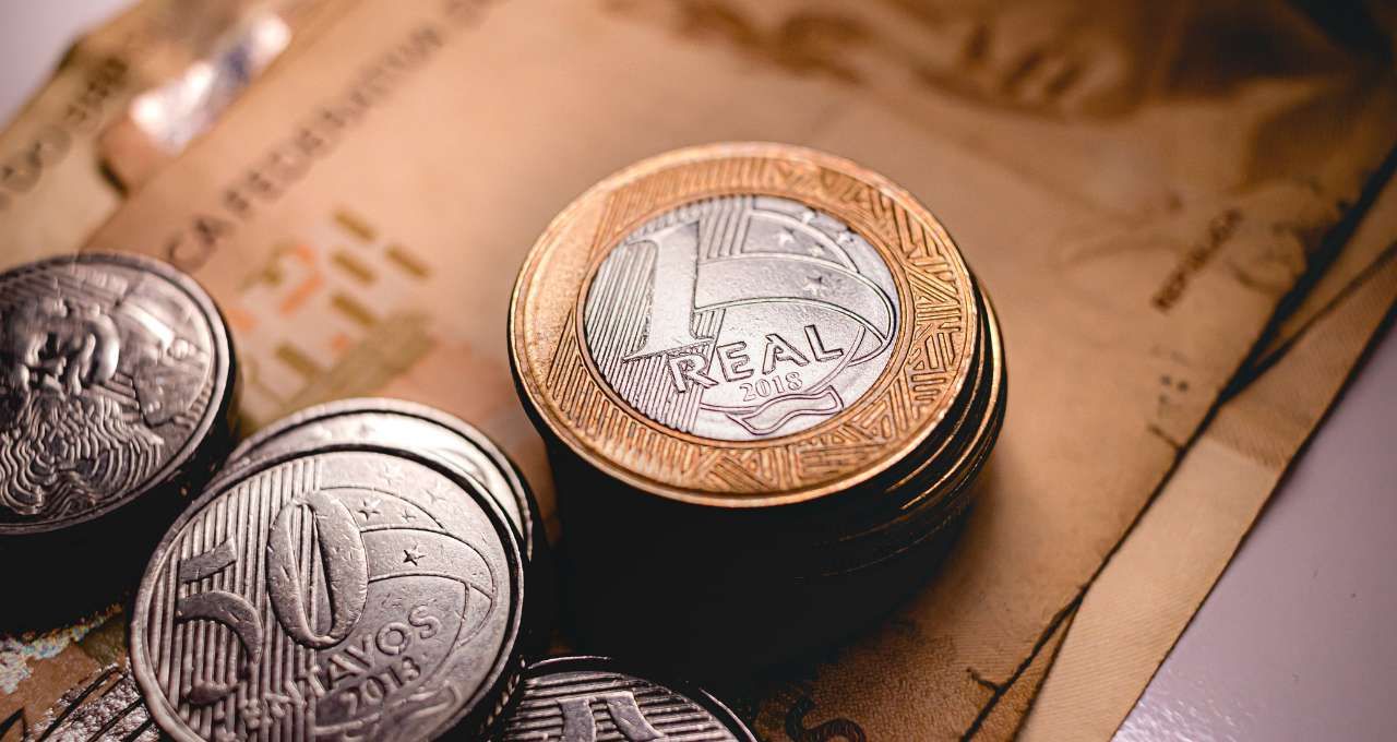 Renda fixa domina, mas o ETF ensaia seu momento