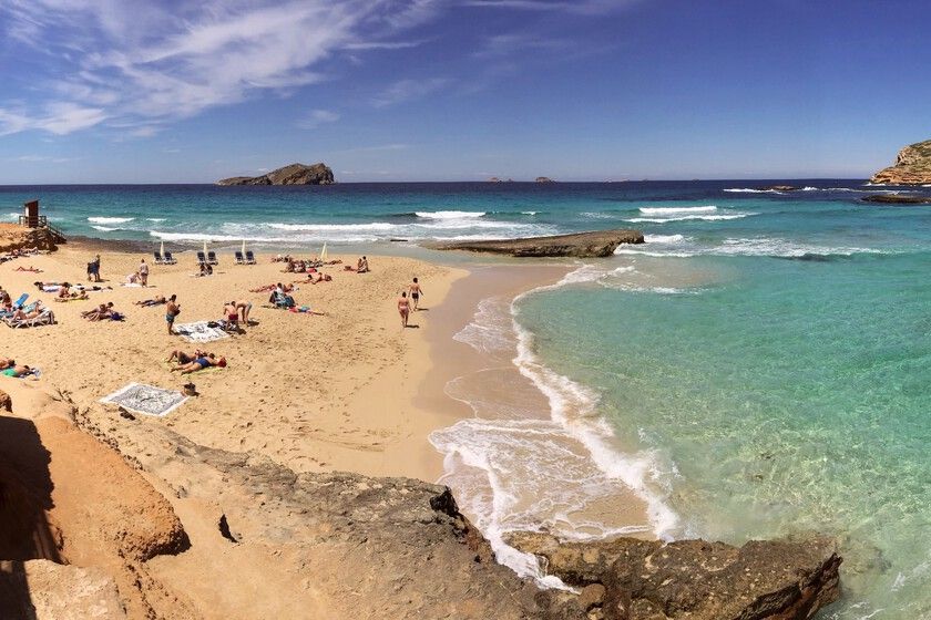 Ibiza descobre seu limite: o esgoto do paraíso