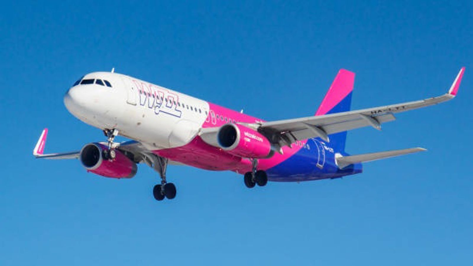 Wizz Air abre bases em Madrid e Valência e anuncia 150 vagas