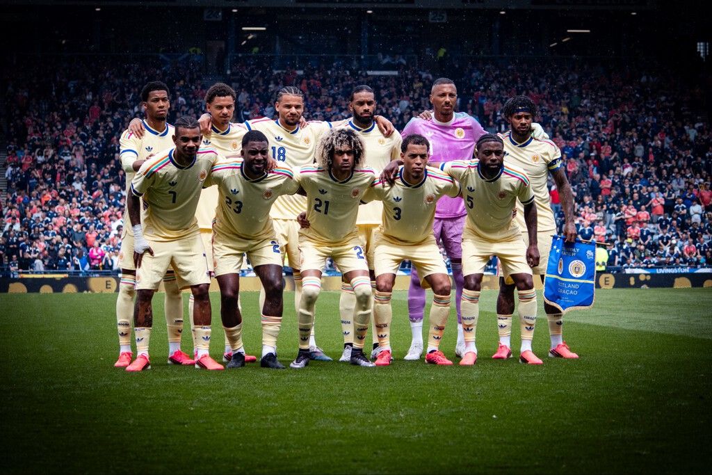 Curaçao chega à Copa do Mundo com elenco formado quase inteiramente por atletas nascidos na Holanda