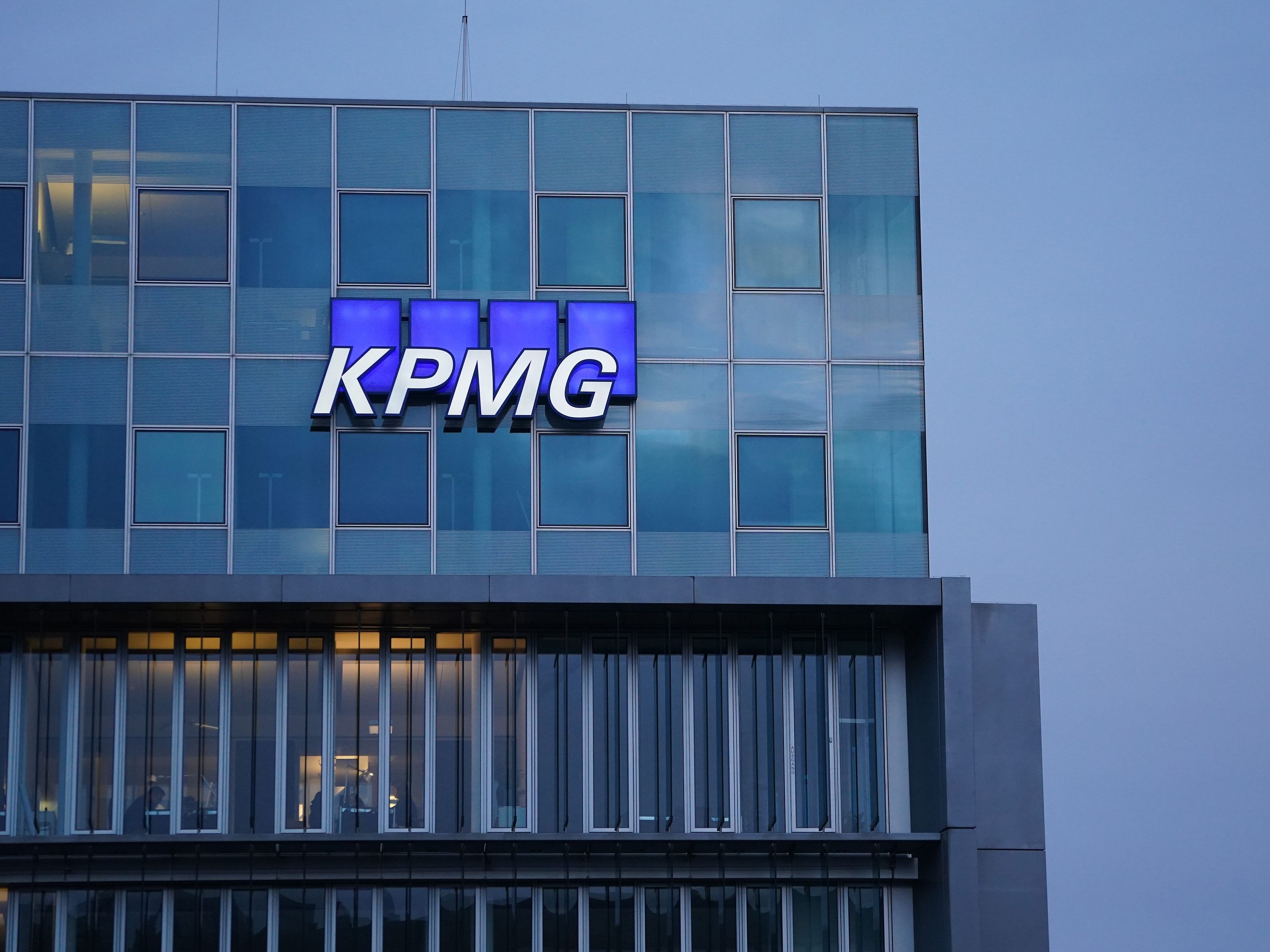 Gary Wingrove assume KPMG com IA e escândalo na Austrália como desafios