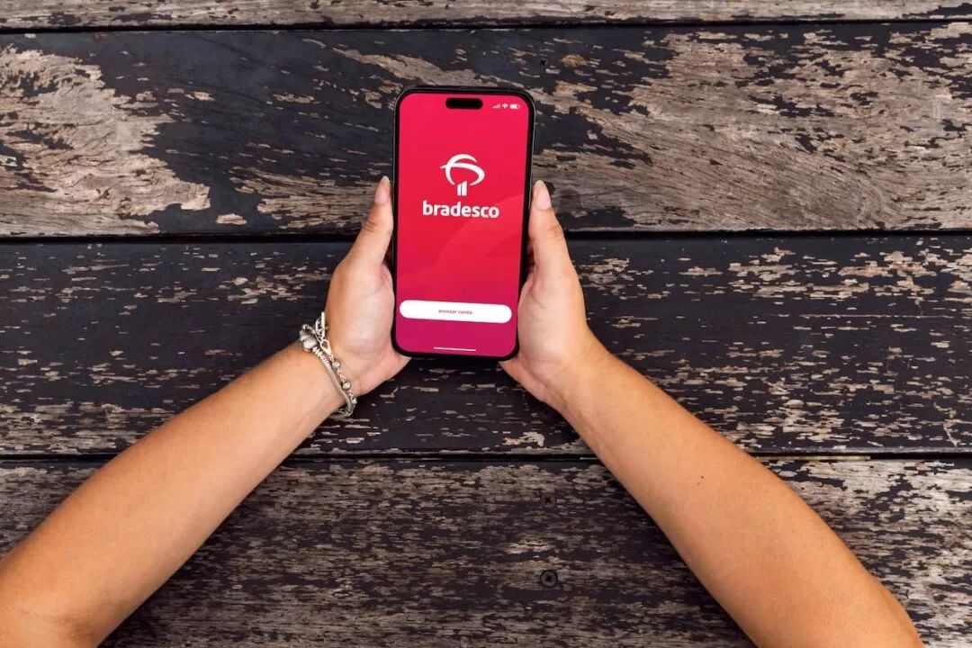 Bradesco: IA b.ia evolui de chatbot para pilar de digitalização