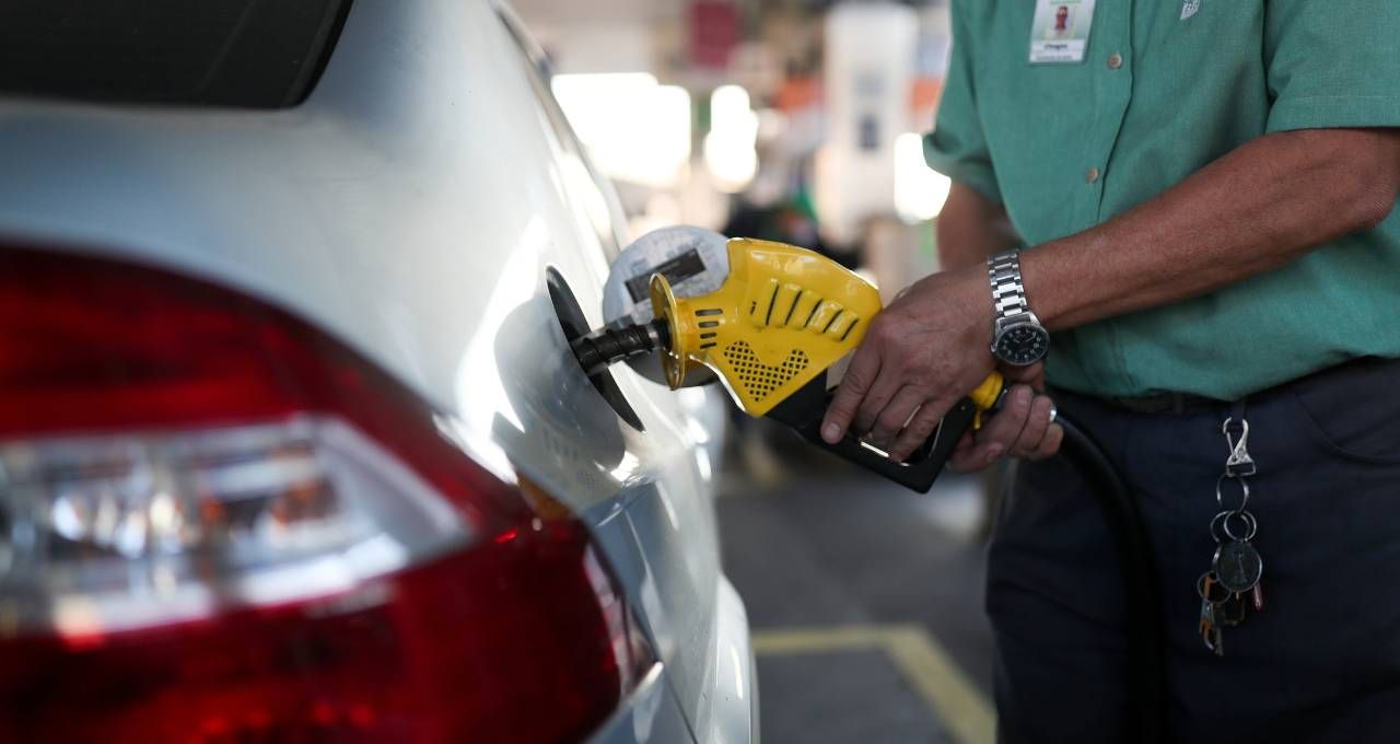 Vendas no varejo recuam 1,5% em abril — maior queda desde 2022