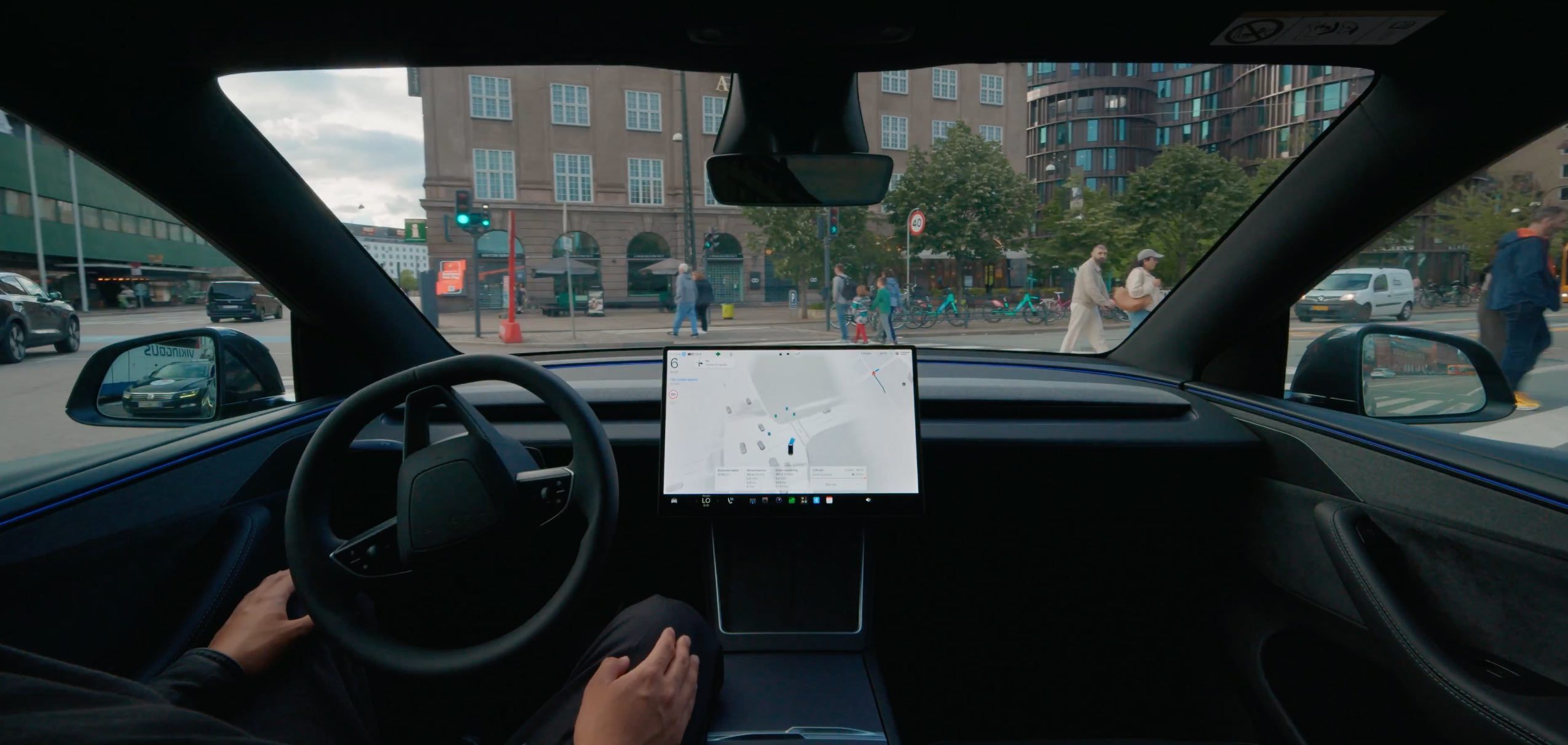 Votação da Tesla FSD na Europa adia decisão para dezembro
