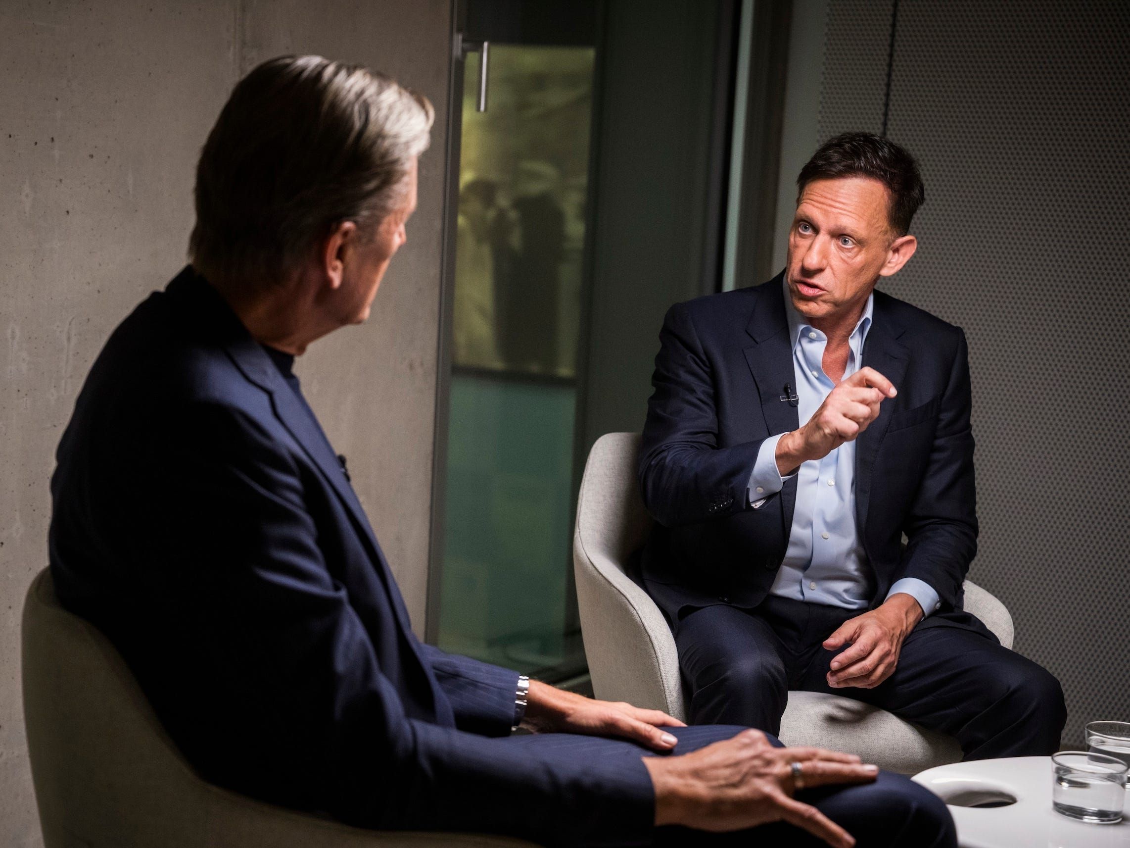 Peter Thiel se mostra cético sobre chances republicanas em 2028 e alerta para ascensão socialista