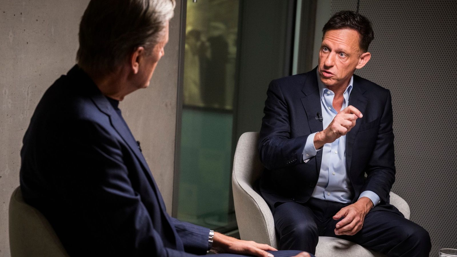 Peter Thiel se mostra cético sobre chances republicanas em 2028 e alerta para ascensão socialista