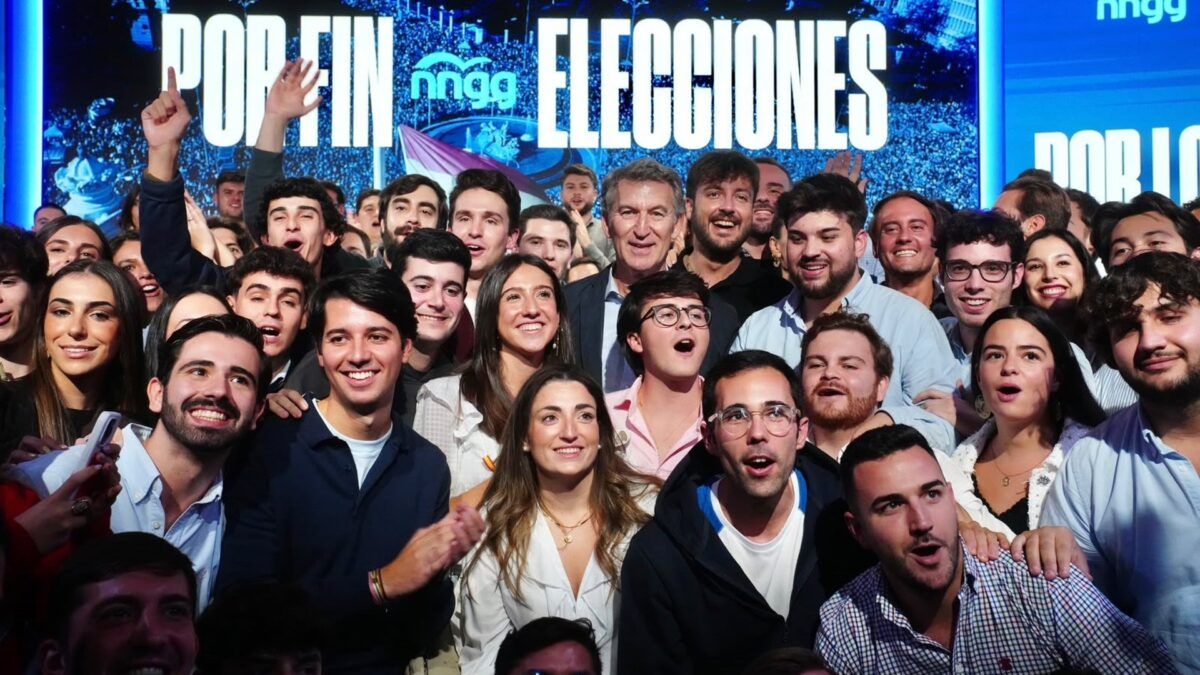 Feijóo promete moradia e emprego a jovens espanhóis e critica a esquerda