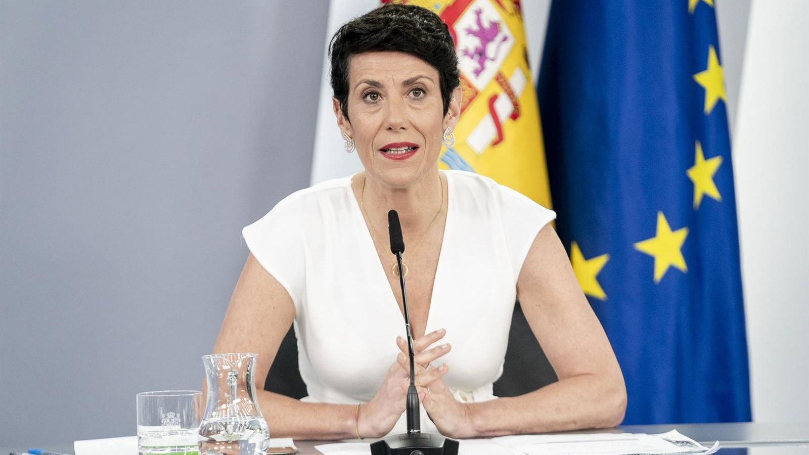 Elma Saiz desembarca em Palma — a gestão da migração sob o olhar da ministra