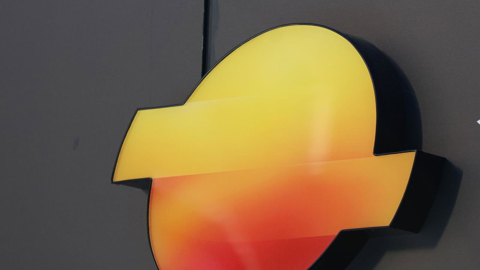 Repsol mantém produção estável e vê margem de refino saltar 137%