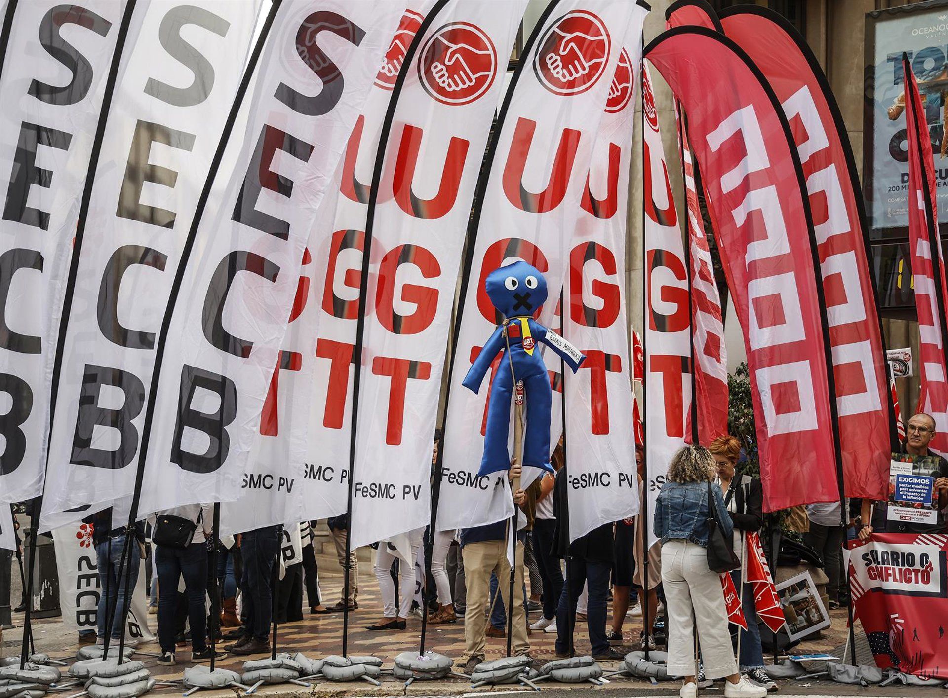 Bancos espanhóis: CCOO convoca protestos por clima laboral e metas abusivas