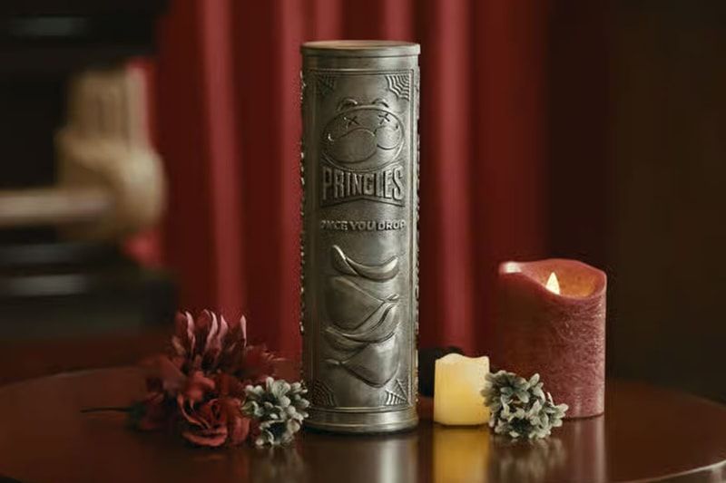 Pringles oferece 200 anos de salgadinhos em troca de ser enterrado em lata